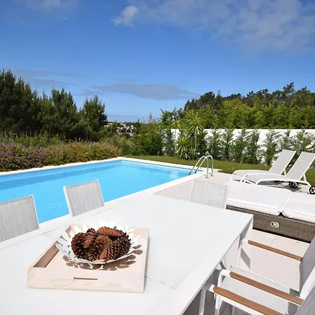Villa W Heated Pool Near Obidos, Cleaning Included Nadadouro