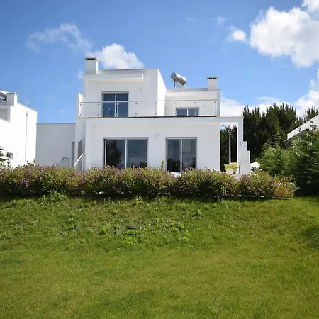 W Heated Pool Near Obidos, Cleaning Included *
